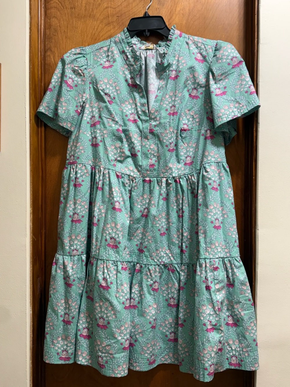 NWT crown & ivy Seafoam Green Dress with Pink Floral Print